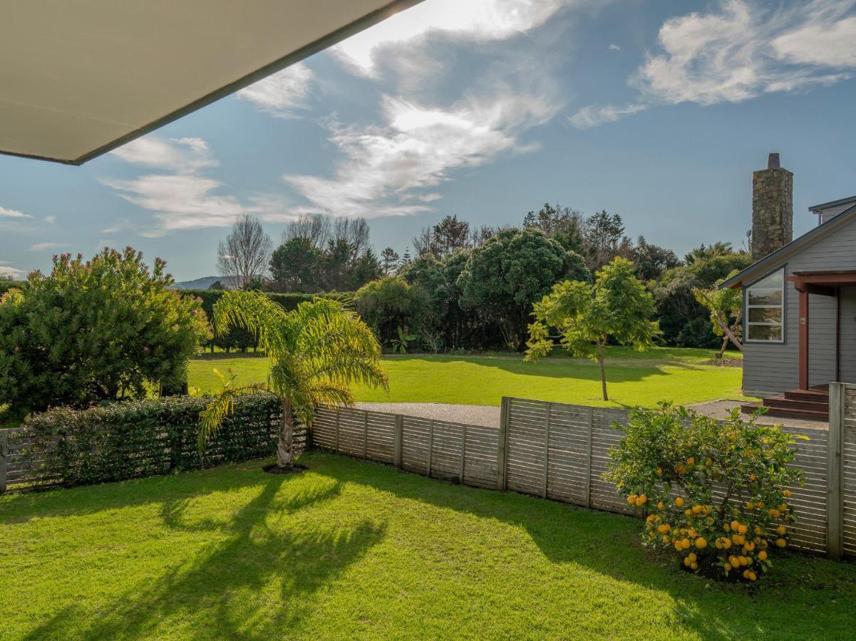 Sunlight Bach - Whitianga Holiday Home Dış mekan fotoğraf